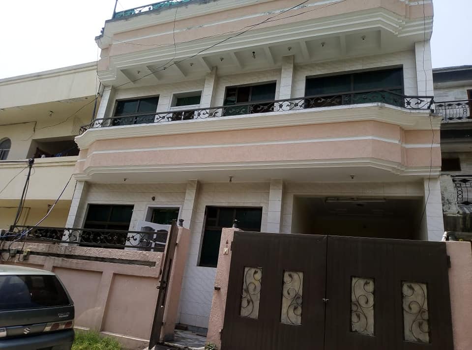 House for sale in I10/4 Islamabad Apna Pyara Ghar